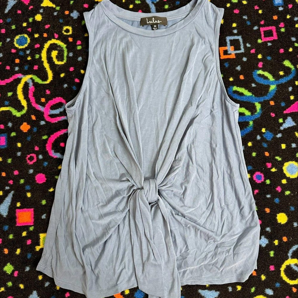 LULUS SLEEVELESS WITH FRONT‎ TIE TANK TOP- SIZE M